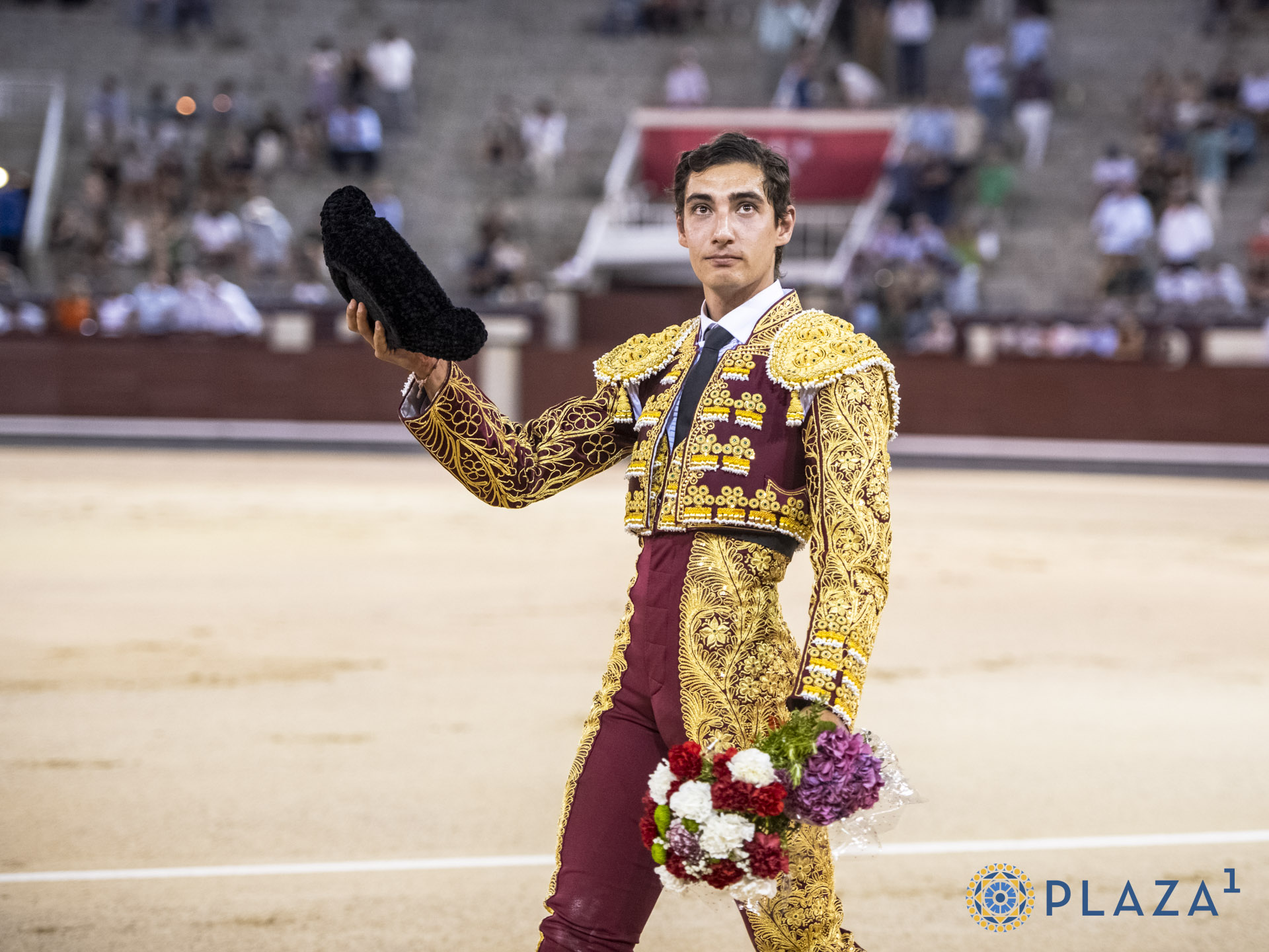 Torrejón salva la noche con la única oreja del tercer festejo de «Cénate Las Ventas»