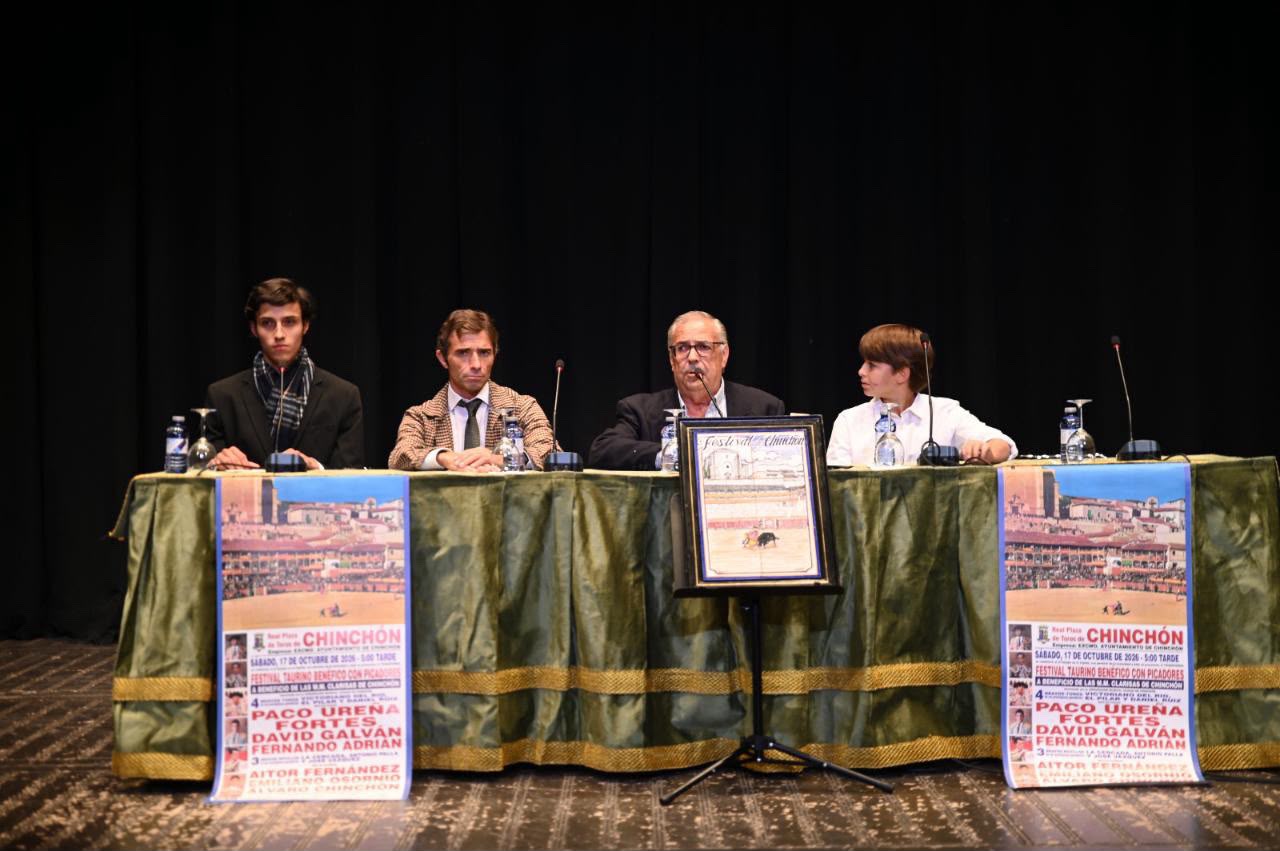 Los coloquios toman el relevo de las novilladas
